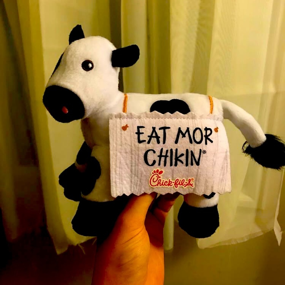 COPY- 2020 Chick Fill A stuffed cow